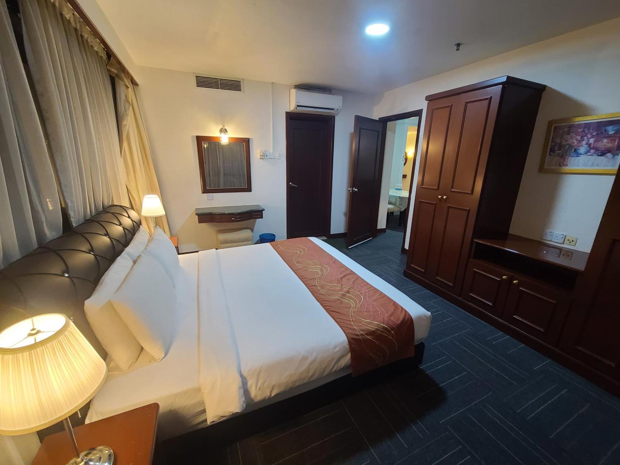 Kl Time Square Hotal Sarvice Suite クアラルンプール エクステリア 写真