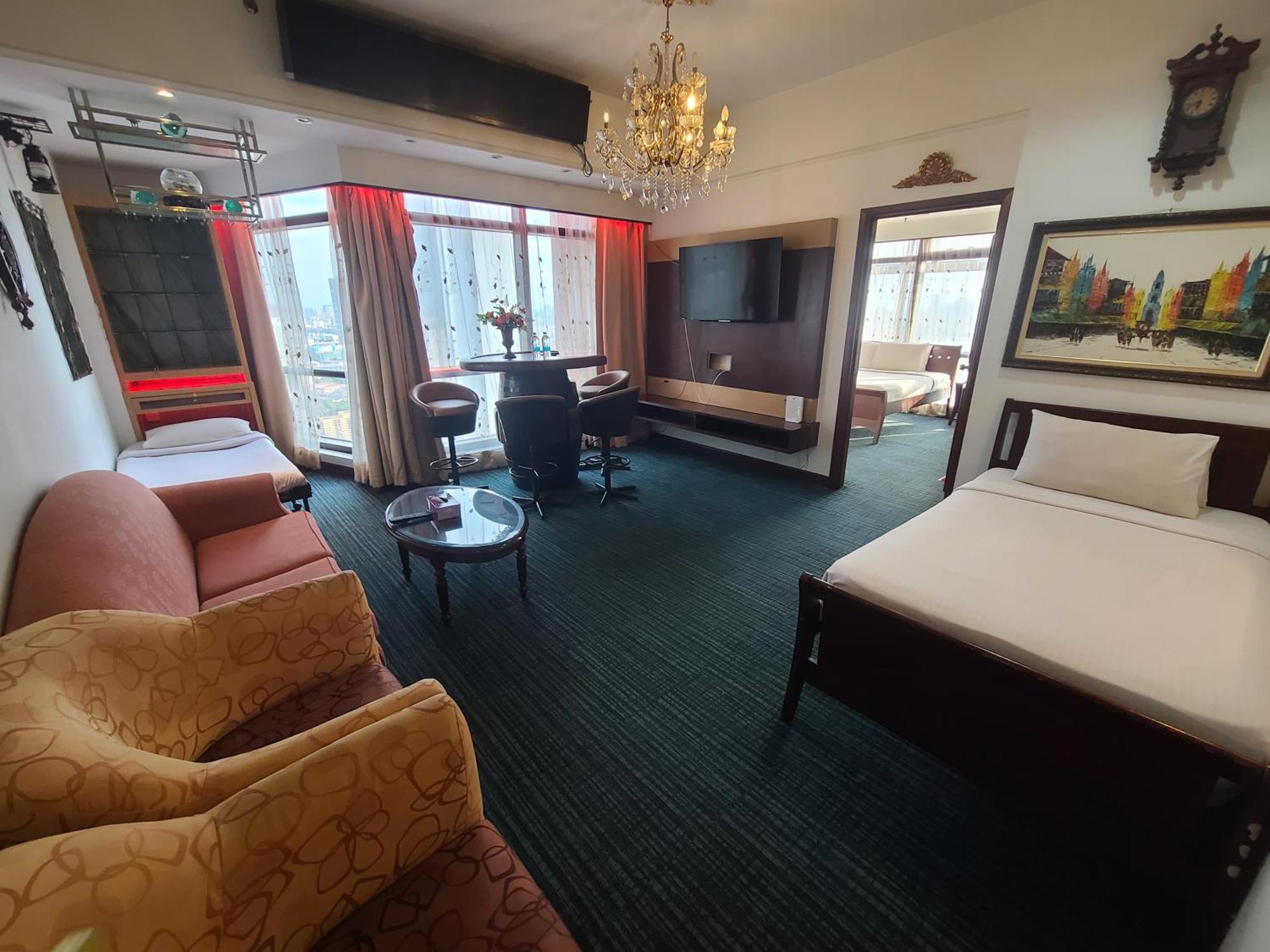 Kl Time Square Hotal Sarvice Suite クアラルンプール エクステリア 写真